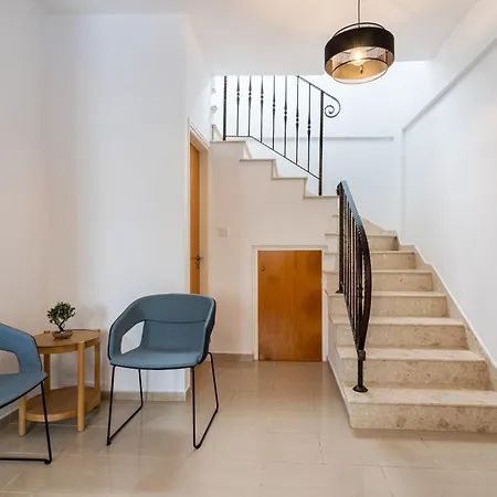 Villa Breezybee 3-bedroom And Pool In Protaras