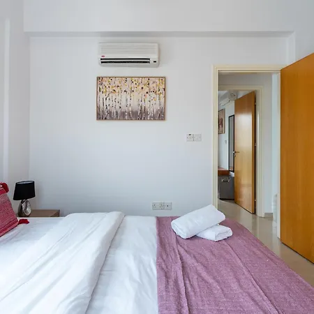 Breezybee 3-bedroom And Pool In * Protaras